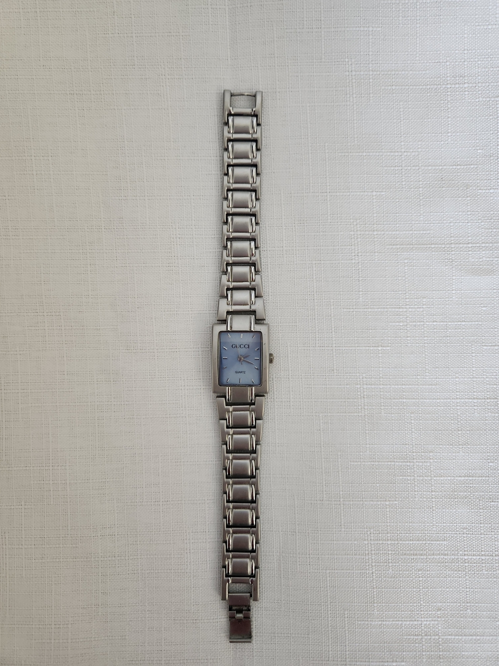 Gucci Silver-Tone Women's Bracelet Watch - Stainless Steel Blue Rectangular Dial